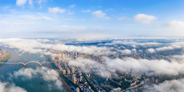 ภาพมุมสูง “ทะเลหมอก” ที่เมืองอู๋โจว เขตกว่างซี_fororder_平流雾3