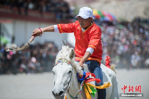 การแข่งม้าที่อำเภอเจียงจือ เขตทิเบต