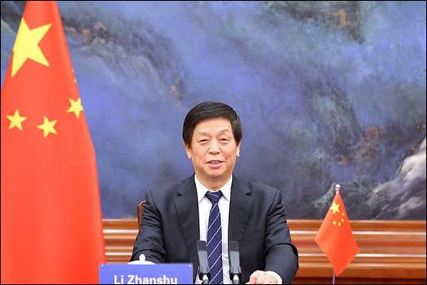 ประธานสภาผู้แทนประชาชนแห่งชาติจีนเข้าร่วมประชุมฟอรั่มรัฐสภาประเทศบริกส์ครั้งที่ 6 และกล่าวปราศรัยผ่านระบบทางไกล_fororder_20201028lzs1
