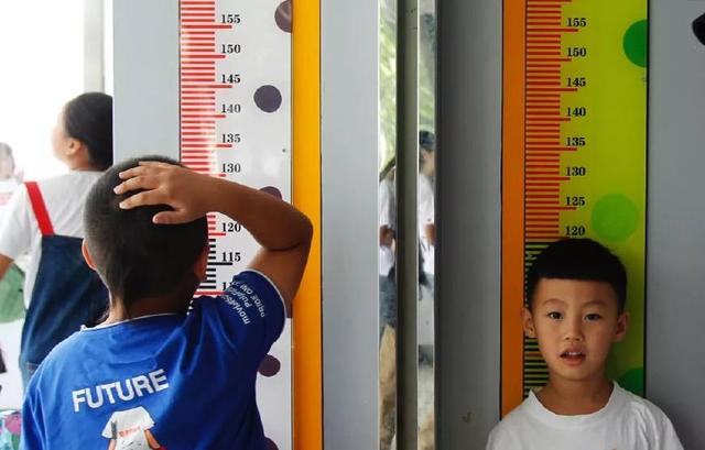 中国の19歳男女は平均身長が東アジアで1位