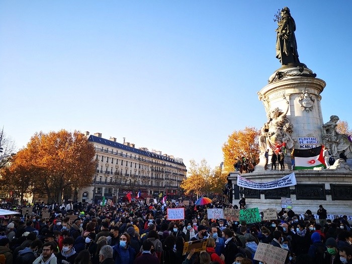 فرانس کے متعدد شہروں میں مظاہرے