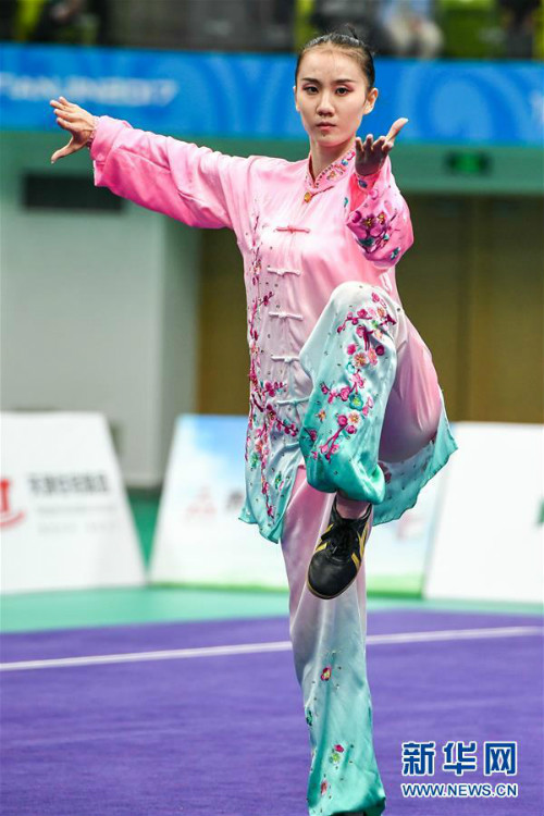 ชุดกีฬาวูซู มวยไทเก็ก ที่งานกีฬาแห่งชาติจีนครั้งที่ 13