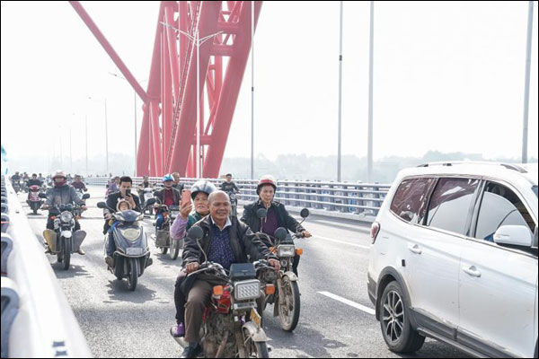 จีนเปิดใช้งานสะพานโค้งใหญ่ที่สุดในโลก_fororder_20201229gq3