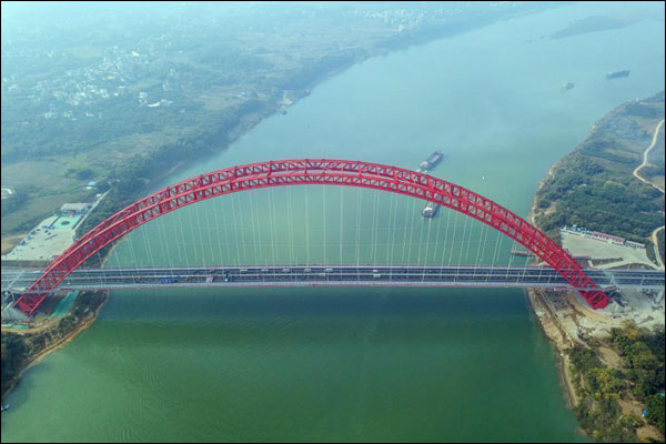 จีนเปิดใช้งานสะพานโค้งใหญ่ที่สุดในโลก_fororder_20201229gq2
