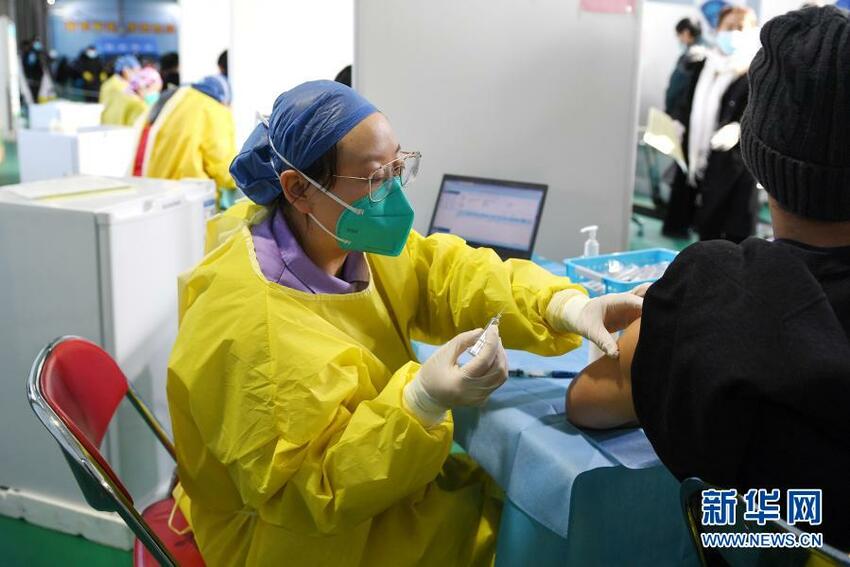 Jumlah Suntikan Vaksin Covid-19 di Beijing Capai Satu Juta Orang_fororder_x2