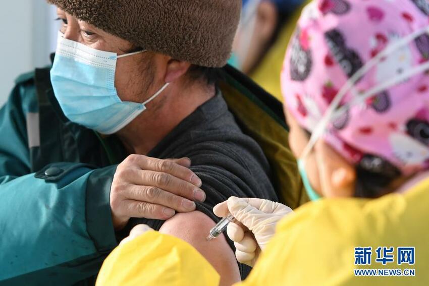 Jumlah Suntikan Vaksin Covid-19 di Beijing Capai Satu Juta Orang_fororder_x8