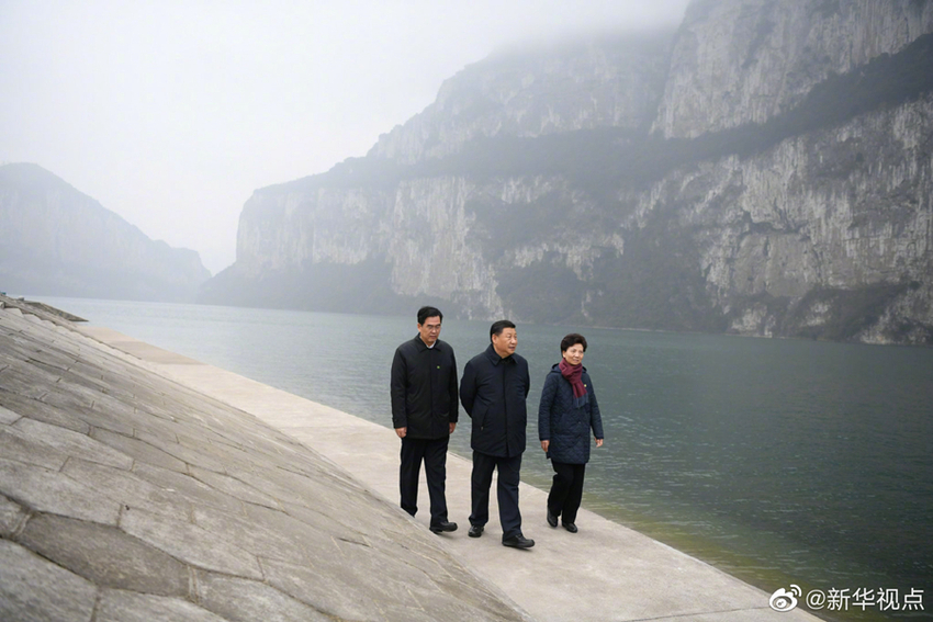 Xi Jinping Sampaikan Selamat Tahun Baru Imlek dalam Inspeksinya di Guizhou_fororder_xigui10