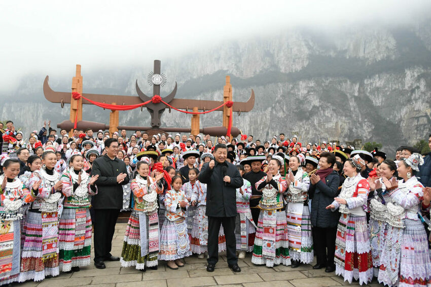 Xi Jinping Sampaikan Selamat Tahun Baru Imlek dalam Inspeksinya di Guizhou_fororder_xigui3