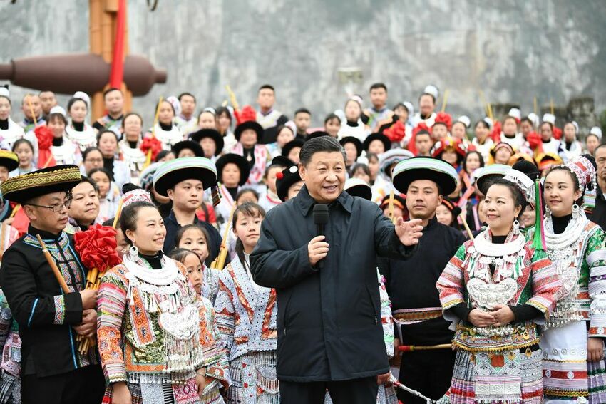 Xi Jinping Sampaikan Selamat Tahun Baru Imlek dalam Inspeksinya di Guizhou_fororder_xigui2