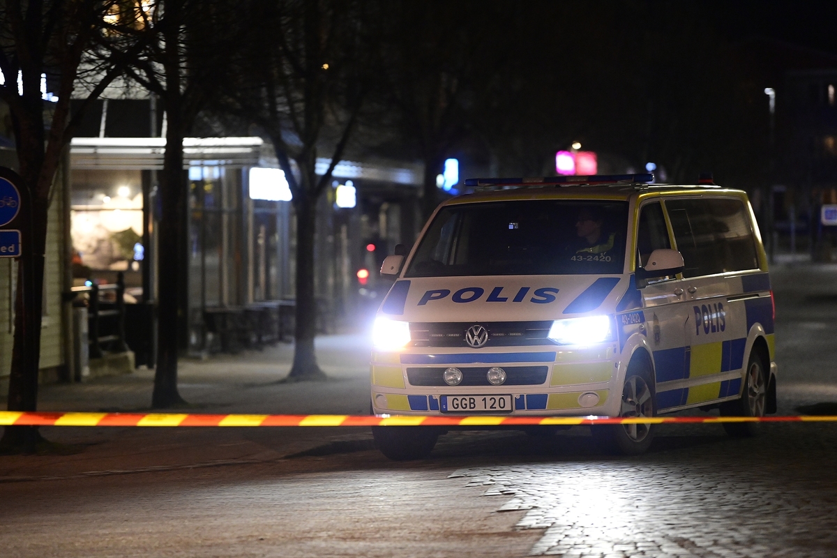 إصابة العديد من الأشخاص بإصابات خطيرة في هجوم إرهابي مشتبه به في السويد_fororder_VCG111319798627