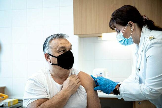 ハンガリー首相 中国産ワクチンを接種_fororder_N3