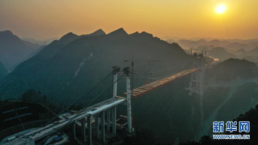 Jembatan Raksasa Yangbaoshan Guizhou Akan Dirampungkan_fororder_qq1