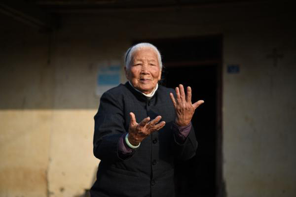 “คุณยายกังฟู” ฝึก 94 ปี_fororder_nainai3