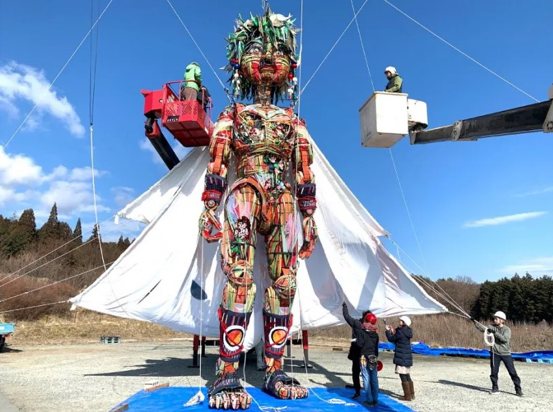 ญี่ปุ่นเปิดตัวหุ่นยักษ์ “MOCCO” ต้อนรับโอลิมปิกโตเกียว_fororder_日本木偶1