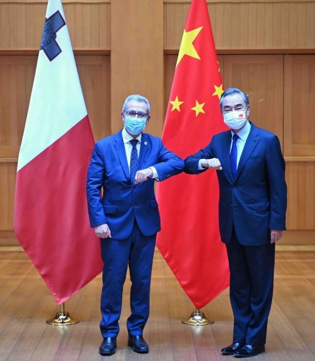 وزيرا خارجية الصين ومالطا يجريان محادثات بشأن تعزيز التعاون_fororder_04