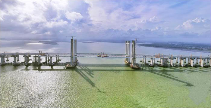 สะพานรถไฟความเร็วสูงข้ามทะเลแห่งแรกของจีนเชื่อมต่อสำเร็จ_fororder_20210807khgt4