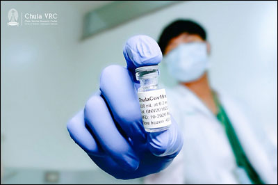 แพทย์จุฬาฯ เผยข่าวดีการทดสอบวัคซีน“ChulaCov19”ในอาสาสมัคร เร่งวิจัยระยะต่อไป_fororder_20210826ChulaCov19-4