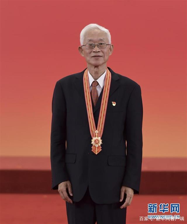 ‘หลิว กุ้ยจิน’ ผู้ได้รับเหรียญเกียรติยศ 1 กรกฎา : เจ้าหน้าที่อาวุโสทางการทูตที่อุทิศตนเพื่อประเทศชาติ_fororder_“七一勋章”获得者刘贵今