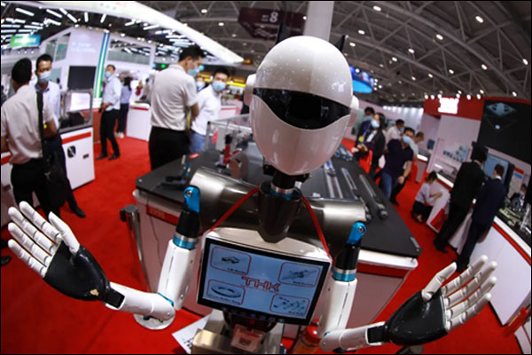 ปริมาณการผลิตหุ่นยนต์อุตสาหกรรมของจีนเติบโต 63.9% ในช่วง 8 เดือนแรกปีนี้_fororder_20211006gyjqr1