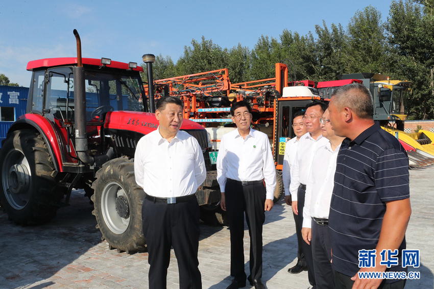 Presiden Xi Jinping Adakan Inspeksi di Jilin_fororder_xijinping3