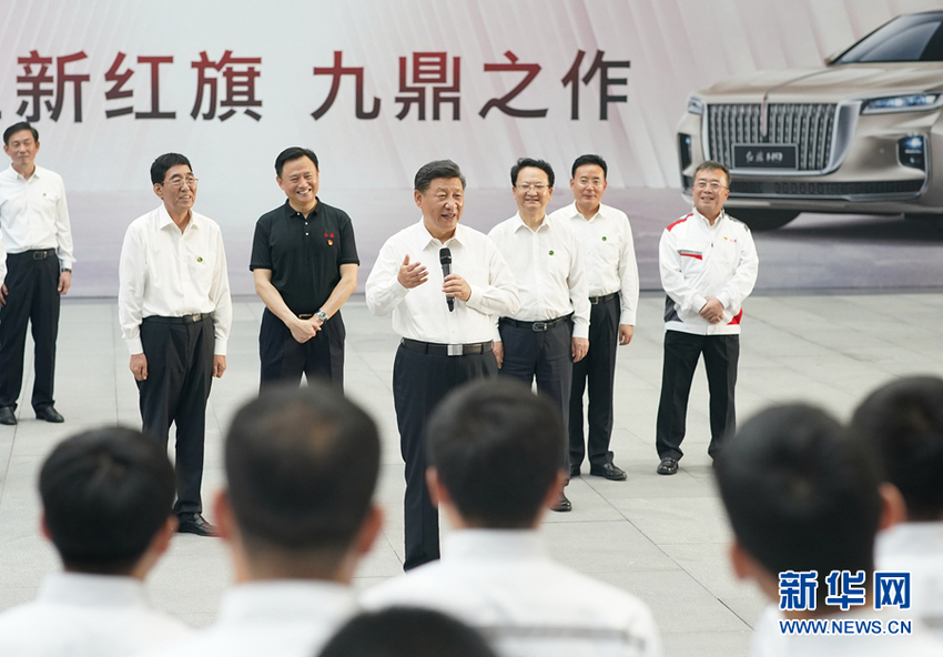 Presiden Xi Jinping Adakan Inspeksi di Jilin_fororder_xijinping9