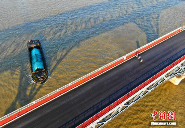 "สะพานข้ามแม่น้ำฉางเจียงเมืองหนานจิง" เสร็จงานซ่อมบำรุงปลายปีนี้