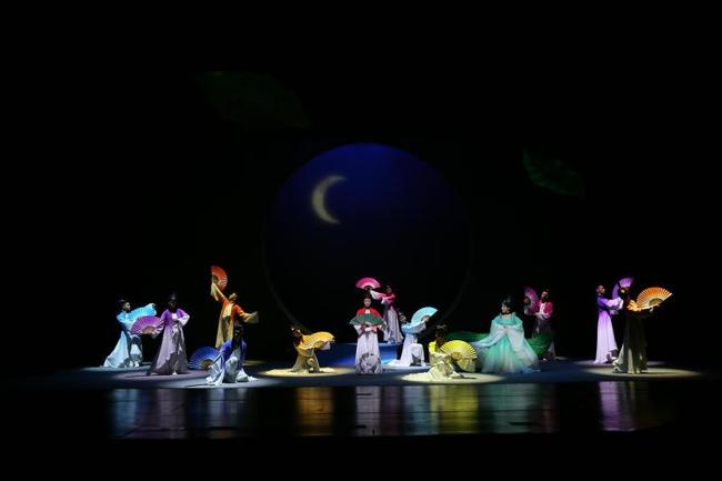 A children's play "The Flower God" premiered in Beijing on October 1, 2017. [Photo provided to China Plus]