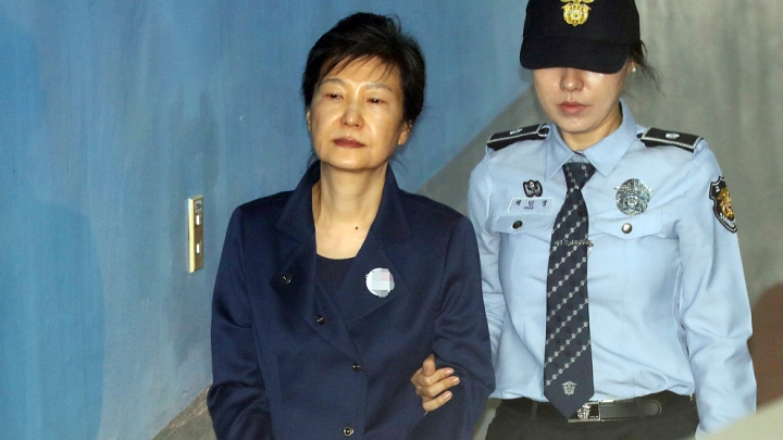 S.Korean Court Extends Detention Of Ex-president Park Over Corruption ...