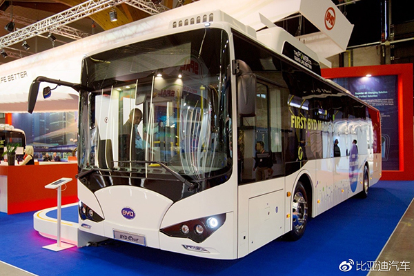 BYD's first 12-meter MTH fuel cell bus customized for the European market [Photo: Sino Weibo]