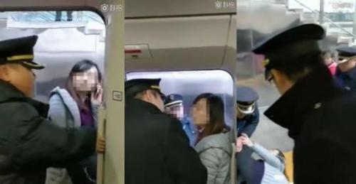 Screenshots of a video clip show a woman preventing a high-speed train door from closing. [Photo: weibo.com]