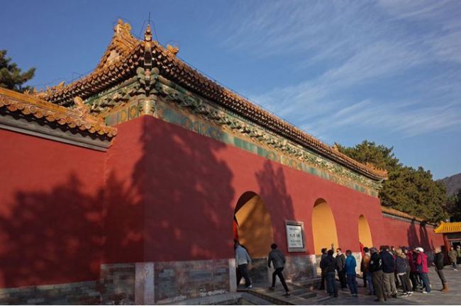 Tourists visit Changling, one of the three Ming Tombs currently open to the public, in November. [Photo/Provided to China Daily]