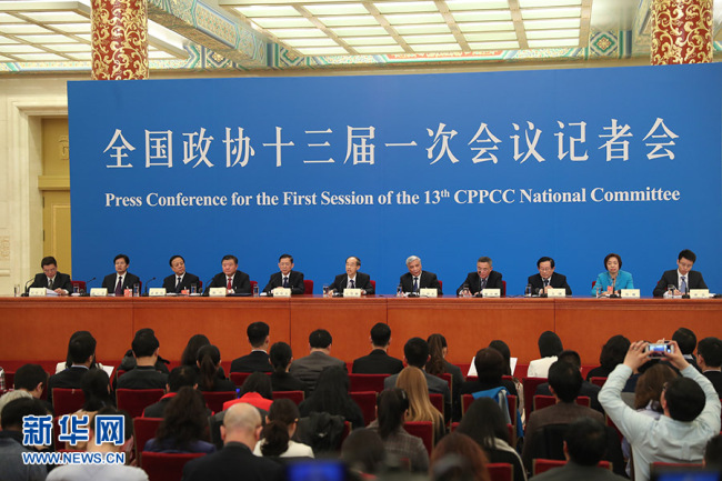 Chairpersons of China's non-Communist parties from the Chinese People's Political Consultative Conference (CPPCC) and the All-China Federation of Industry and Commerce attend a press conference on the sidelines of the CPPCC annual session in Beijing on March 6, 2018. [Photo: Xinhua]