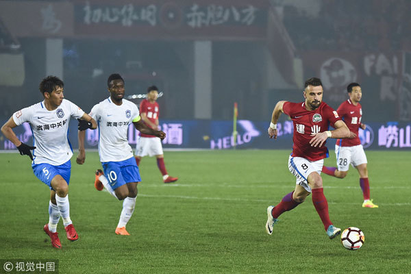 Henan Jianye beats Tianjin Teda 1-0 and gets its first victory of the 2018 Chinese Super League (CSL) season on March 11, 2018. [Photo: VCG]