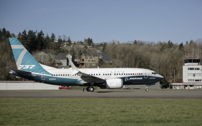 A Boeing 737 MAX 7 takes off on its first flight, Friday, March 16, 2018, in Renton, Wash. [Photo: AP/Jason Redmond]