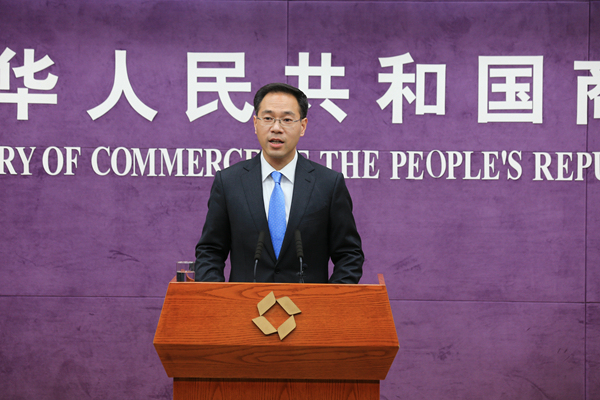 Gao Feng, spokesperson of Ministry of Commerce, speaks at the press conference in Beijing on Thursday, May 10, 2018. [Photo: mofcom.gov.cn]