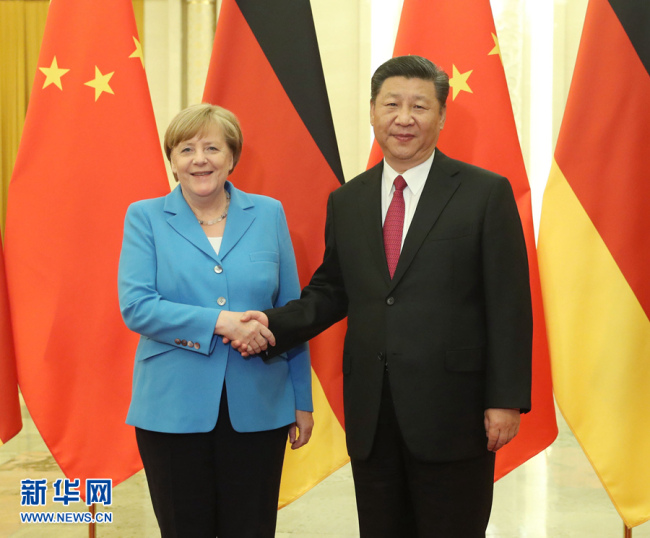  Chinese President Xi Jinping Thursday meets with German Chancellor Angela Merkel in Beijing on May 24, 2018. [Photo: Xinhua]
