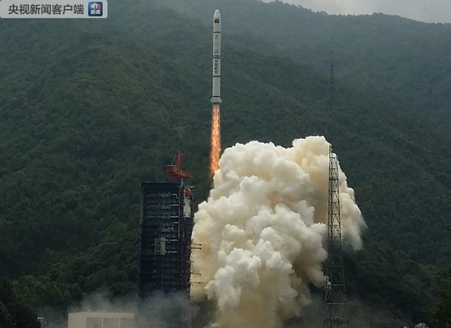 China launches new-tech experiment twin satellites on the Long March-2C rocket from southwest China's Xichang Satellite Launch Cente, June 27, 2018. [Photo: CCTV]
