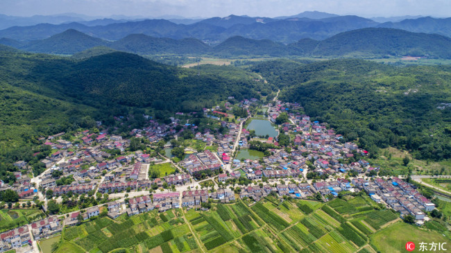 An aerial photo shows Tongling. [Photo: IC]