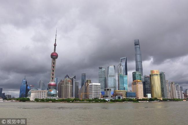 Photo taken on August 16, 2018 shows Shanghai under the dark clouds.[File Photo: VCG]