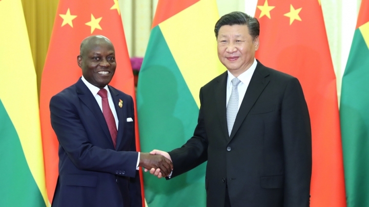 Xi meets Guinea-Bissau's president - China Plus