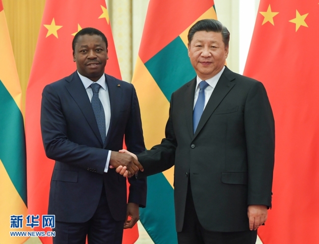 Chinese President Xi Jinping (R) meets with Togolese President Faure Gnassingbe at the Great Hall of the People in Beijing, capital of China, Sept. 5, 2018. [Photo: Xinhua]