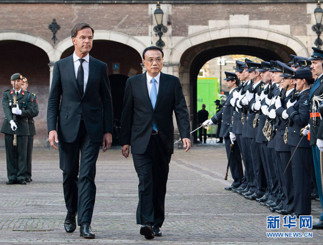 Chinese Premier Li Keqiang meets with Dutch Prime Minister Mark Rutte in The Hague, the Netherlands, on October 15, 2018. [Photo: Xinhua]