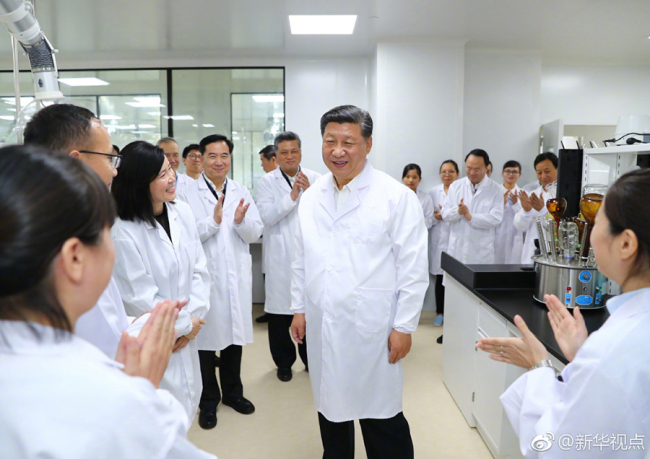 Chinese President Xi Jinping visits a hi-tech heartland in south China's Guangdong Province, October 22, 2018. [Photo: Xinhua]