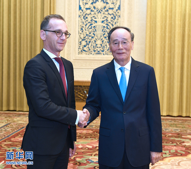 Chinese Vice President Wang Qishan meets with German Foreign Minister Heiko Maas in Beijing on Tuesday, November 13, 2018. [Photo: Xinhua]