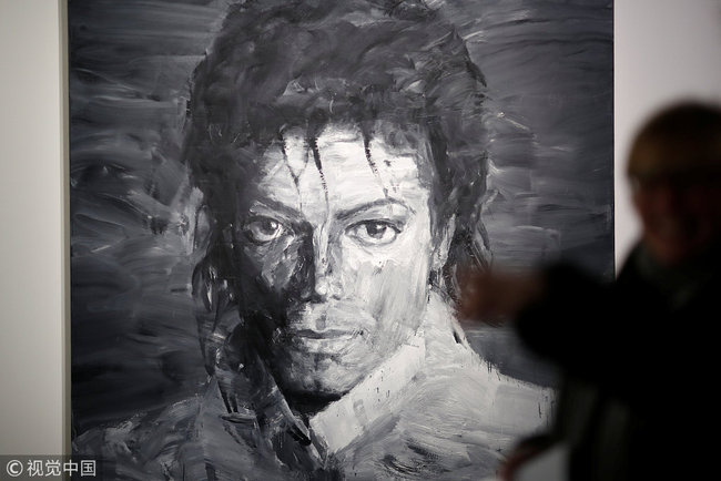 An artwork by Yan Pei-Ming is displayed during a press preview of the exhibition "On the Wall" dedicated to singer Michael Jackson at the Grand Palais in Paris, France, November 21, 2018. [Photo: VCG]