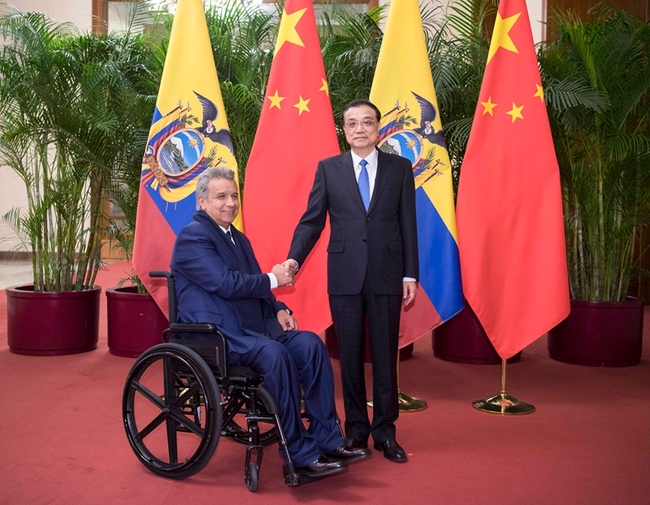 Chinese Premier Li Keqiang meets with Ecuadorian President Lenin Moreno at the Great Hall of the People in Beijing on December 13, 2018. [Photo: gov.cn]