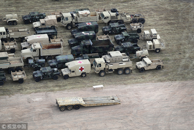 U.S. Army vehicles are parked at a military camp under construction at the U.S.-Mexico border on November 7, 2018 in Donna, Texas. [File Photo: VCG]