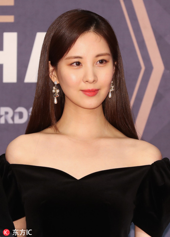 Seo Hyun is posing on the red carpet of 2018 MBC performance target MBC media center in Sangam-dong, Mapo-gu, Seoul. 2018.12.30  [Photo: IC]