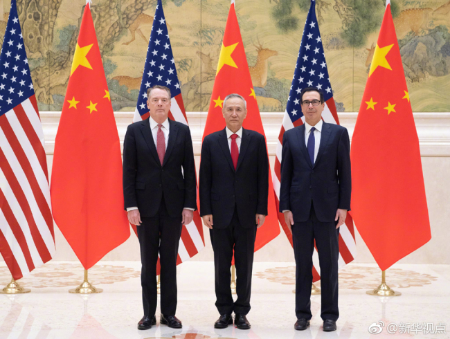 Chinese Vice Premier Liu He (center), also a member of the Political Bureau of the Communist Party of China Central Committee and chief of the Chinese side of the China-U.S. comprehensive economic dialogue, U.S. Trade Representative Robert Lighthizer (left), and Treasury Secretary Steven Mnuchin (right) participate in a new round of high-level economic and trade consultations in Beijing on Feb. 14, 2019. [Photo: Xinhua]