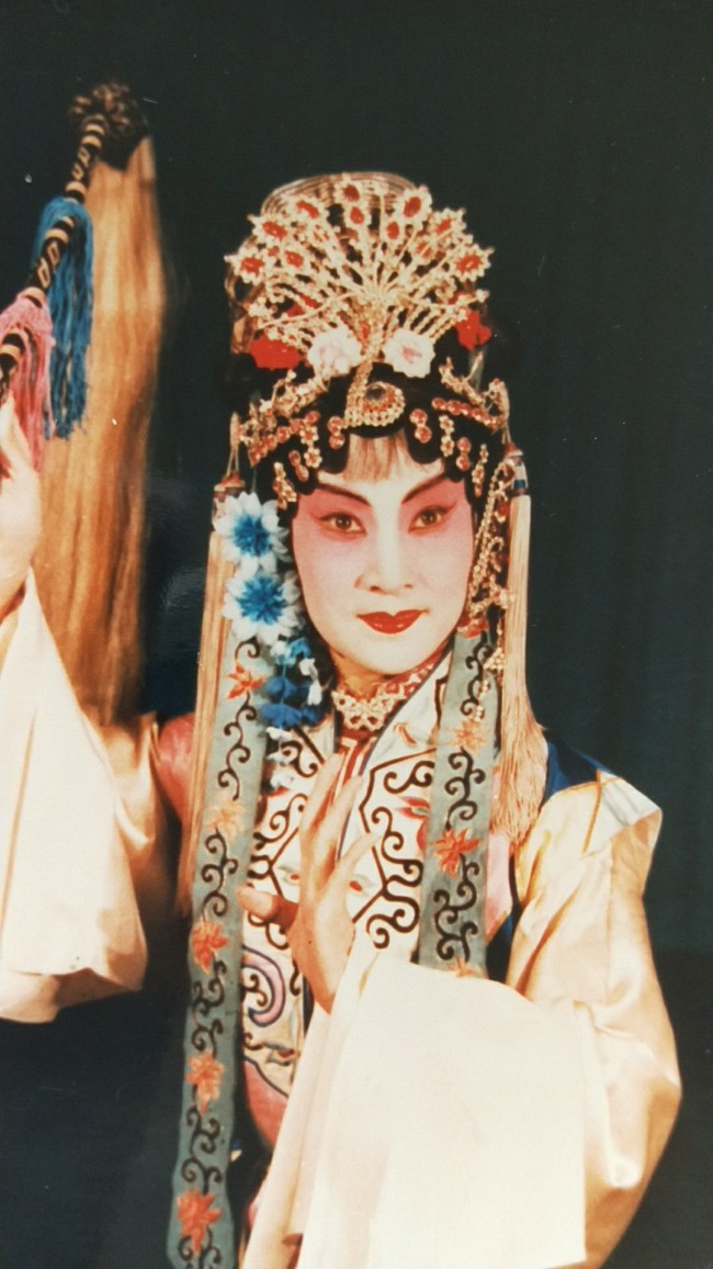 The play, Sifan, was the first milestone in Shen Shihua's Kunqu career. It was in 1954 that she first performed it after about a year learning Kunqu. [Photo: by courtesy of Shen Shihua]